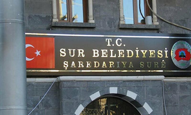 SAPAN’DAN SUR BELEDİYESİNE: 450 BİN TL’LİK FATURA KESTİRDİNİZ Mİ?