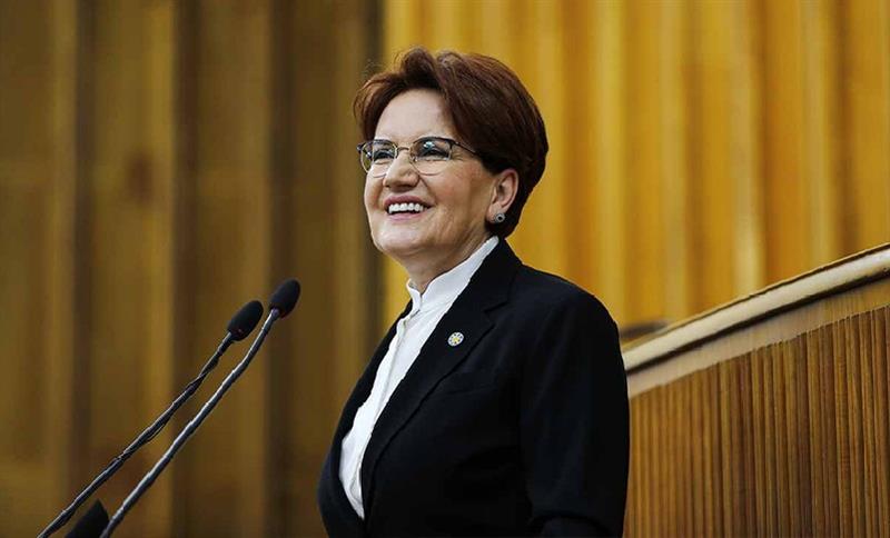 AKŞENER, NEBATİ İÇİN “ŞAKACI ŞİRİN” DİYEREK ELEŞTİRDİ