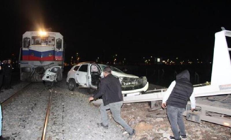 DİYARBAKIR'DA HEMZEMİN GEÇİTTE KAZA: 2’Sİ ÇOCUK 4 YARALI