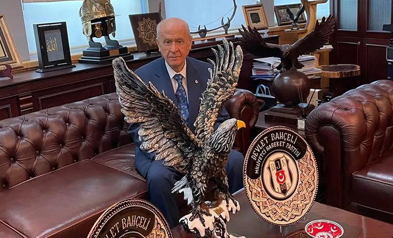 BAHÇELİ’NİN ÜYELİĞİ AİDAT YATIRMADIĞI İÇİN DÜŞÜRÜLMÜŞ!