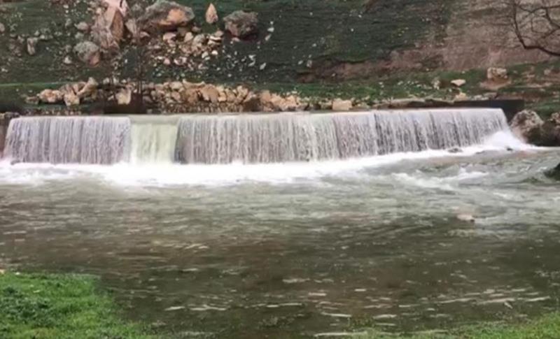 YAĞIŞLAR MARDİN’DE KARASU ÇAYI VE GAP ŞELALESİNİ TAŞIRDI