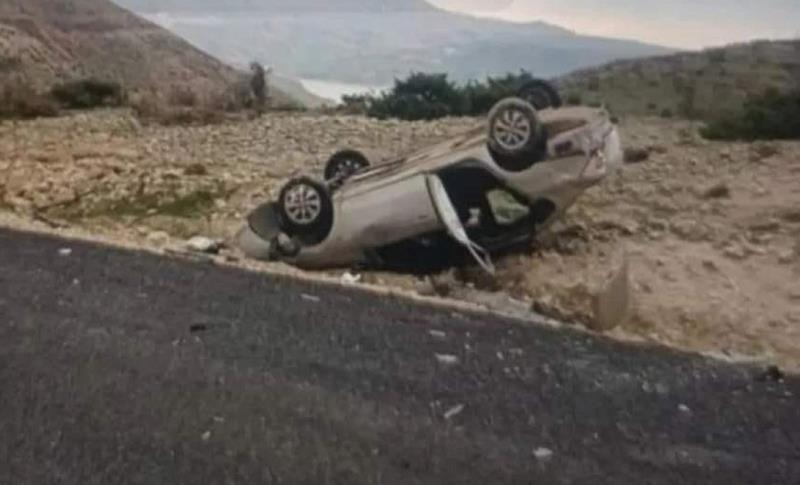 MARDİN’DE KONTROLDEN ÇIKAN OTOMOBİL TAKLA ATTI: 1 ÖLÜ, 3 YARALI