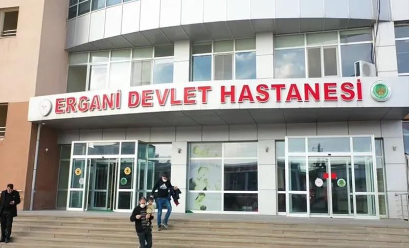 HEMŞİRE, BANDI ÇIKARIRKEN 6 AYLIK BEBEĞİN PARMAĞINI KESTİ