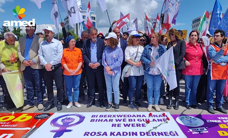 1 MAYIS DAĞKAPI MEYDANI’NDA KUTLANMAYA BAŞLADI