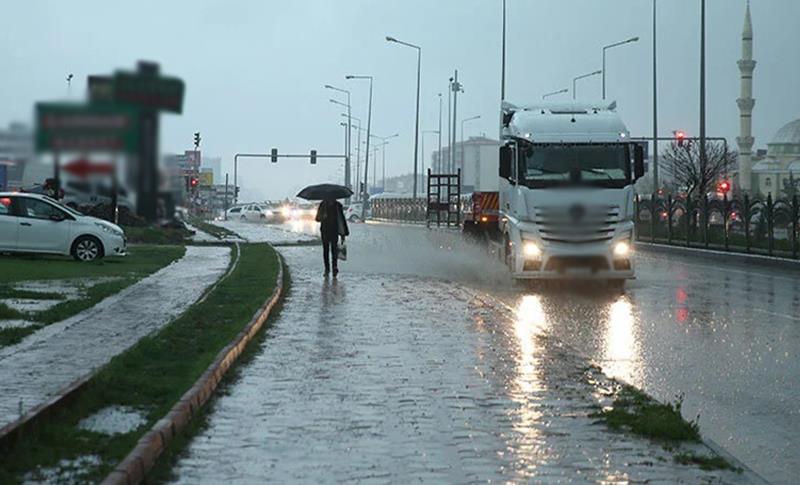 DİYARBAKIR VE BÖLGE İLLERİ İÇİN SAĞANAK VE DOLU YAĞIŞI UYARISI