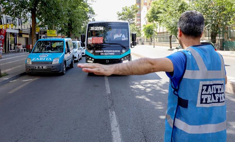 DİYARBAKIR’DA TOPLU TAŞIMA ARAÇLARINA DENETİM