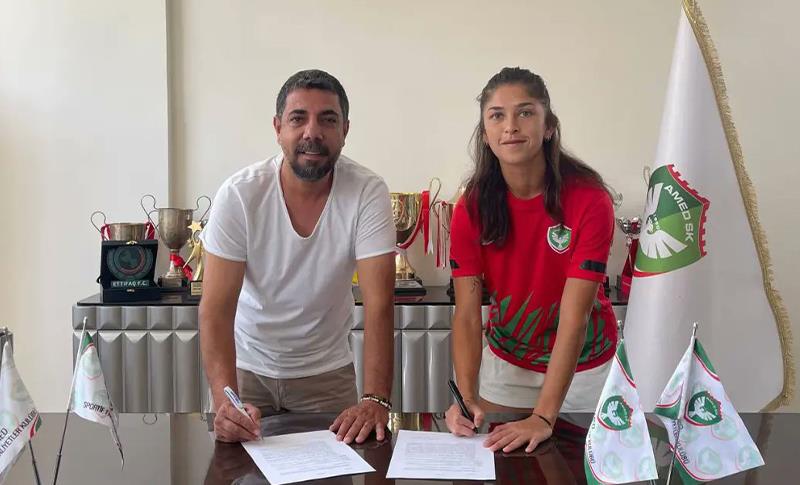 BUKET KARADAĞ AMEDSPOR KADROSUNDA