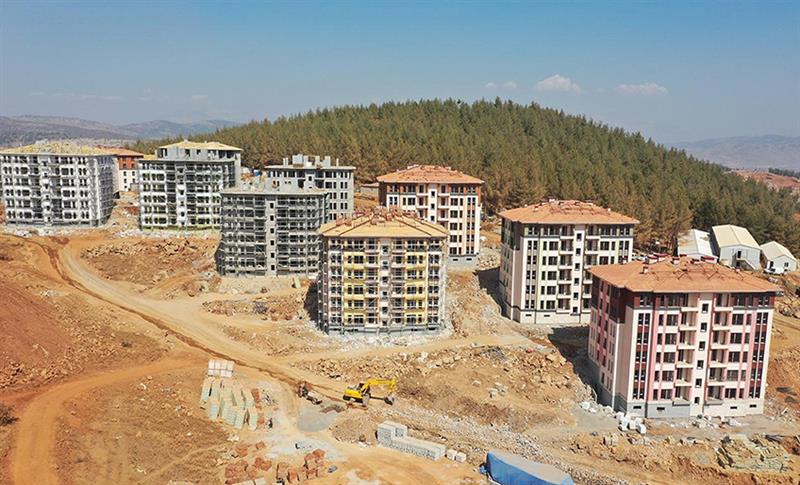 MARAŞ'TA 9 BİN 800 KONUT YILSONUNDA TESLİM EDİLECEK