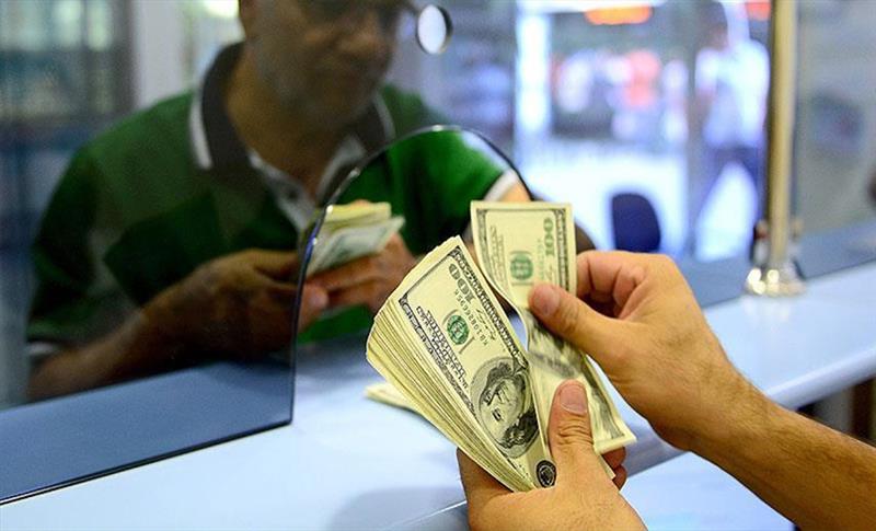 DOLAR 28,25 TL’YE KADAR YÜKSELDİ, EURO 30 TL BANDINDA