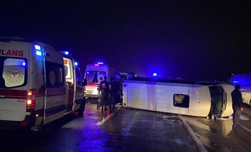 LI AMEDÊ MÎNÎBUSA RÊWÎYAN QEZA KIR: 14 BIRÎNDAR