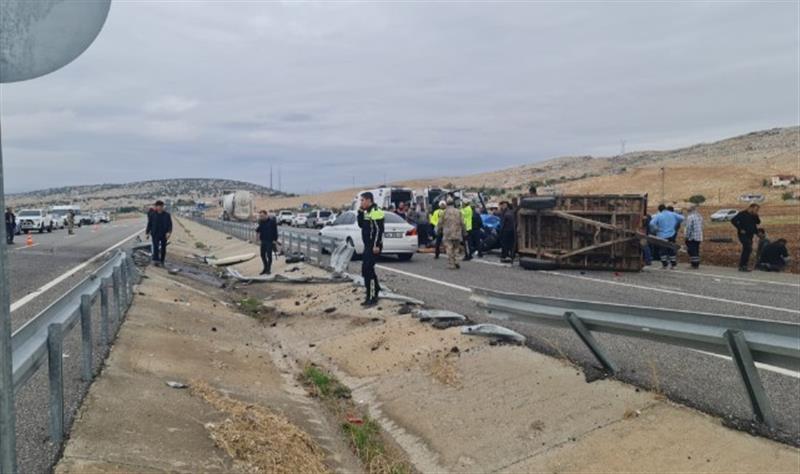 LI ERXENÎYÊ TIR Û TRAKTOR LI HEV QELIBÎN! 1 MIRÎ, 1 BIRÎNDAR