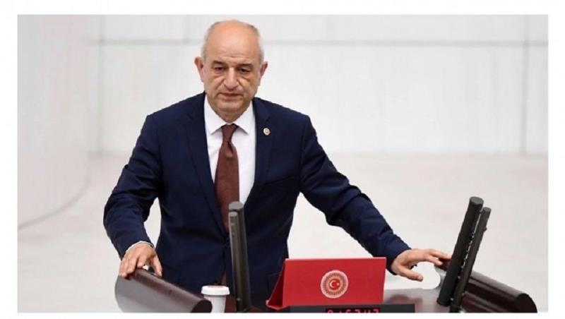 CHP MİLLETVEKİLİ ALİ FAZIL KASAP, SAADET PARTİSİ'NE GEÇTİ