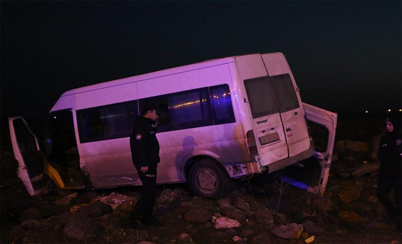 MÎNÎBUSA KU LI SIWARE QELIBÎ PEKÎYA KÊLEKA RÊ! 7 BIRÎNDAR