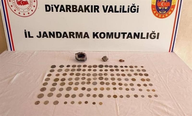 LI AMEDÊ 113 BERHEMÊN DÎROKÎ YÊN 3 ŞARISTANÎYAN HAT BIDESTXISTIN