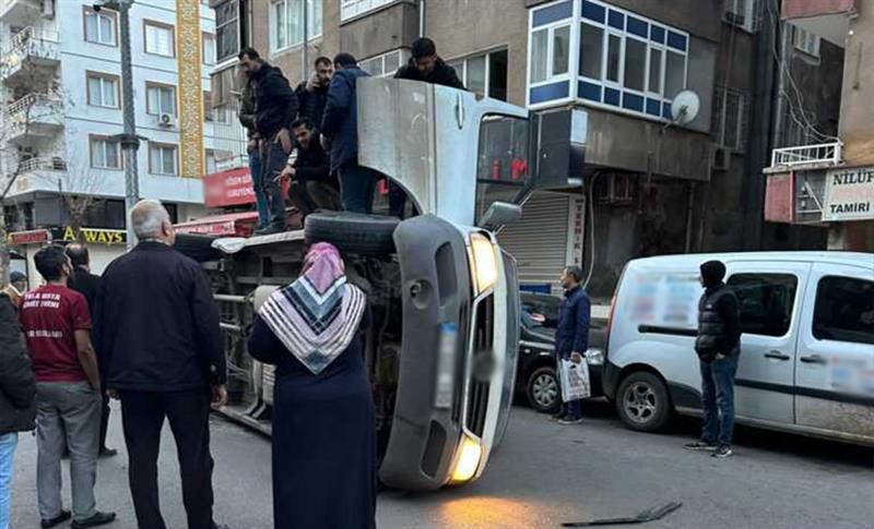 LI HERÊMA OFÎSÊ YA AMEDÊ SIWARÊ LI MÎNÎBUSÊ QELIBÎ! 3 BIRÎNDAR