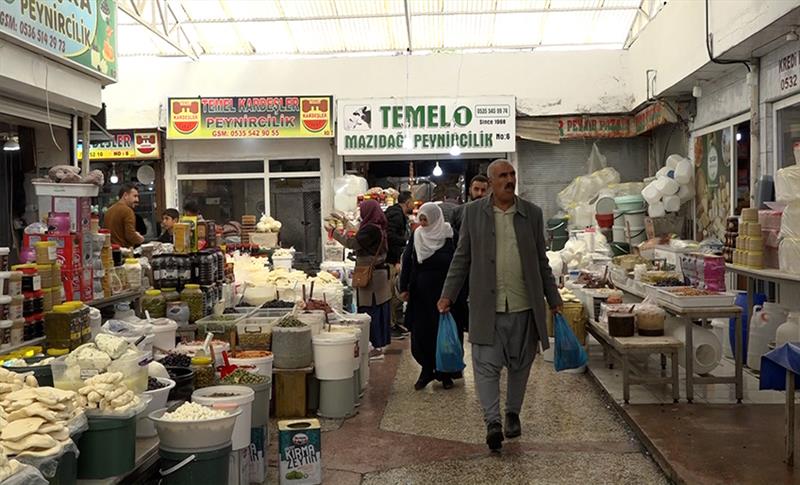 DİYARBAKIR PEYNİRCİLER ÇARŞISI DURGUN, RAMAZAN ALIŞVERİŞİNDE DÜŞÜŞ YAŞANIYOR