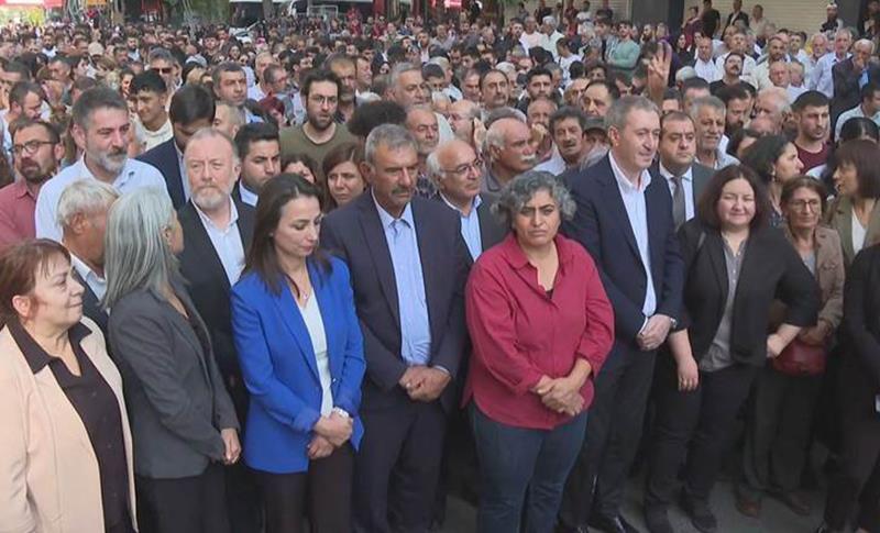 DEM PARTİ’DEN ÇÖZÜM İÇİN DİYARBAKIR'DAN ÇAĞRI