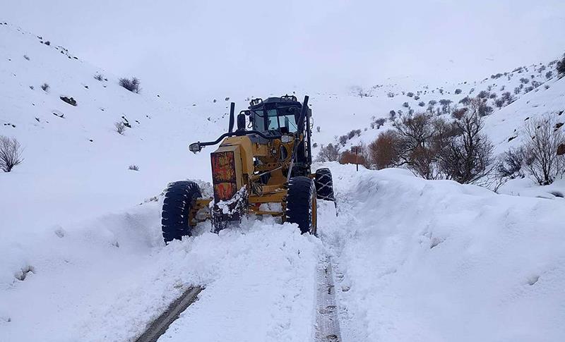 VAN’DA 283 YERLEŞİM YERİNİN YOLU ULAŞIMA KAPANDI