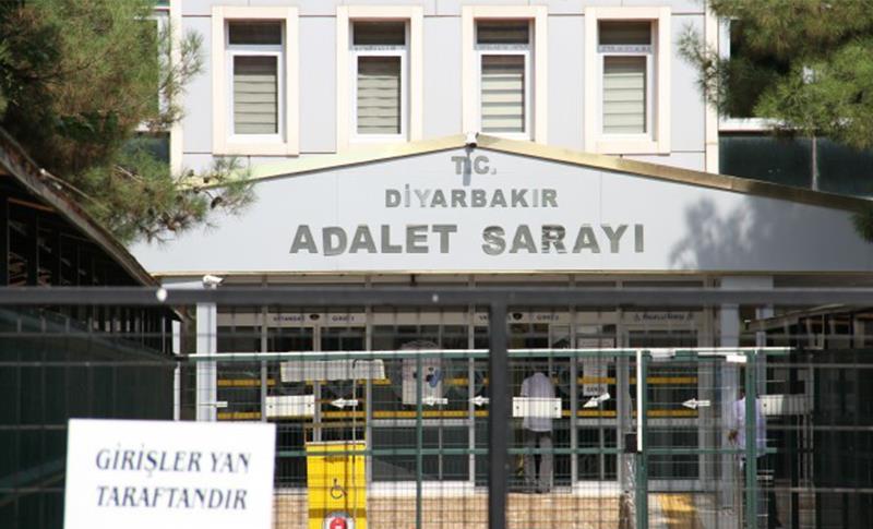 DİYARBAKIR’DA GÖZALTINA ALINAN KADINLARDAN 10’U MAHKEMEYE SEVK EDİLDİ