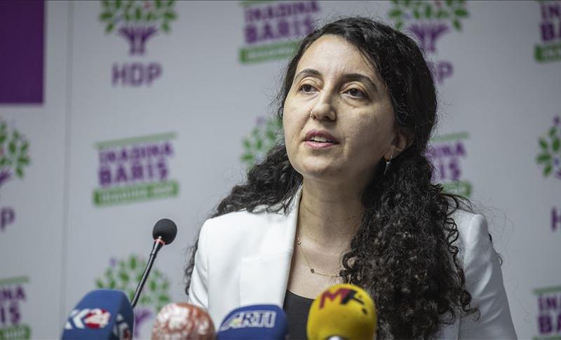 EBRU GUNAY: JI BO PÊDIVÎYÊN BINGEHÎN DIVÊ OTV Û KDV BÊ RAKIRIN