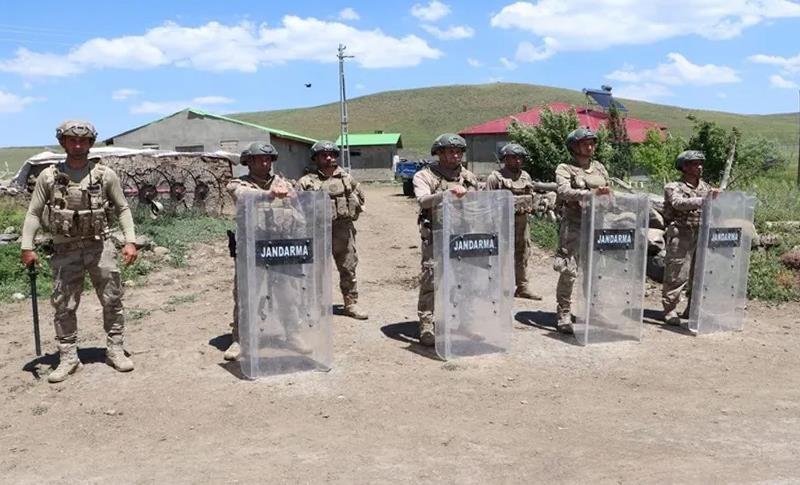 ERZURUM’DA BİR MERADA OTLATMA KAVGASI! 1 ÖLÜ 1 YARALI