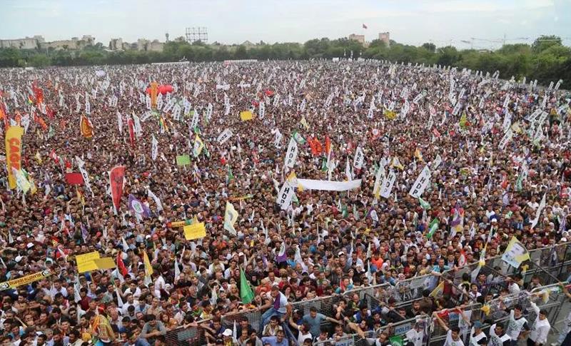 HDP DİYARBAKIR VE İSTANBUL’DA MİTİNG DÜZENLEYECEK