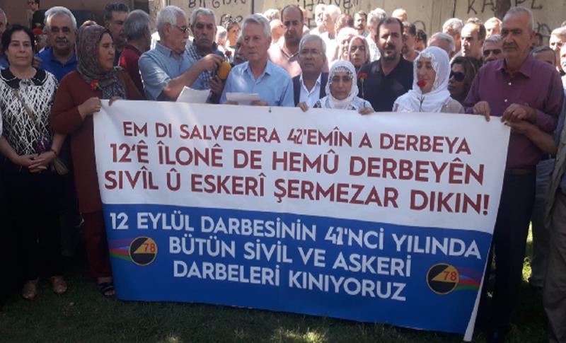 12 EYLÜL EVREN DARBESİ BİRÇOK KENTTE PROTESTO EDİLDİ