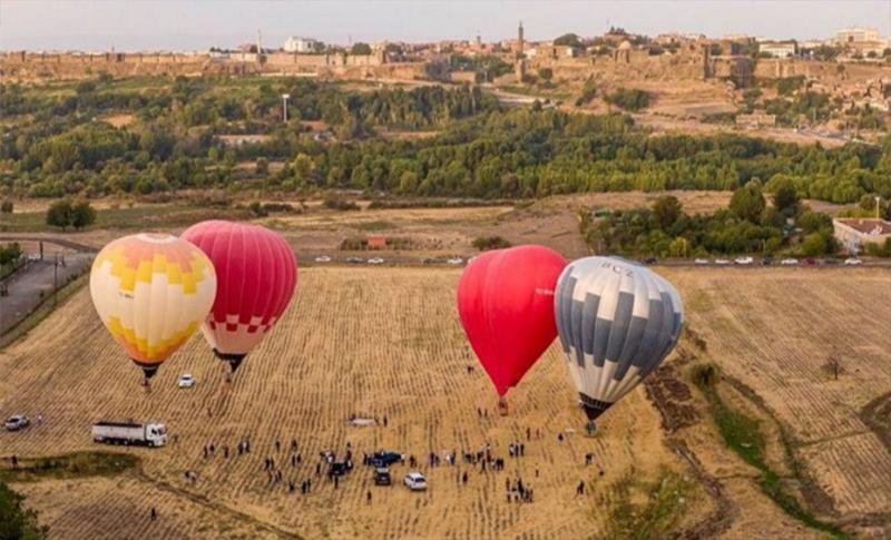 MÎHRÎCANA RÊYA ÇANDÊ YA SÛRÊ BI HINCETA REWŞA HEWAYÊ NEHAT KIRIN